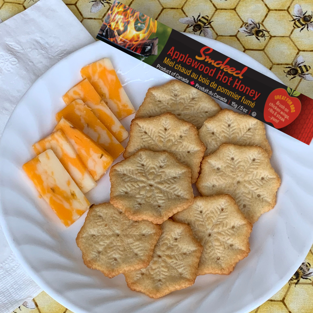 Tu-Bees Honey & Beeswax Candles - Mini Squeeze Honey Pack - Smoked Applewood Hot Honey - OU