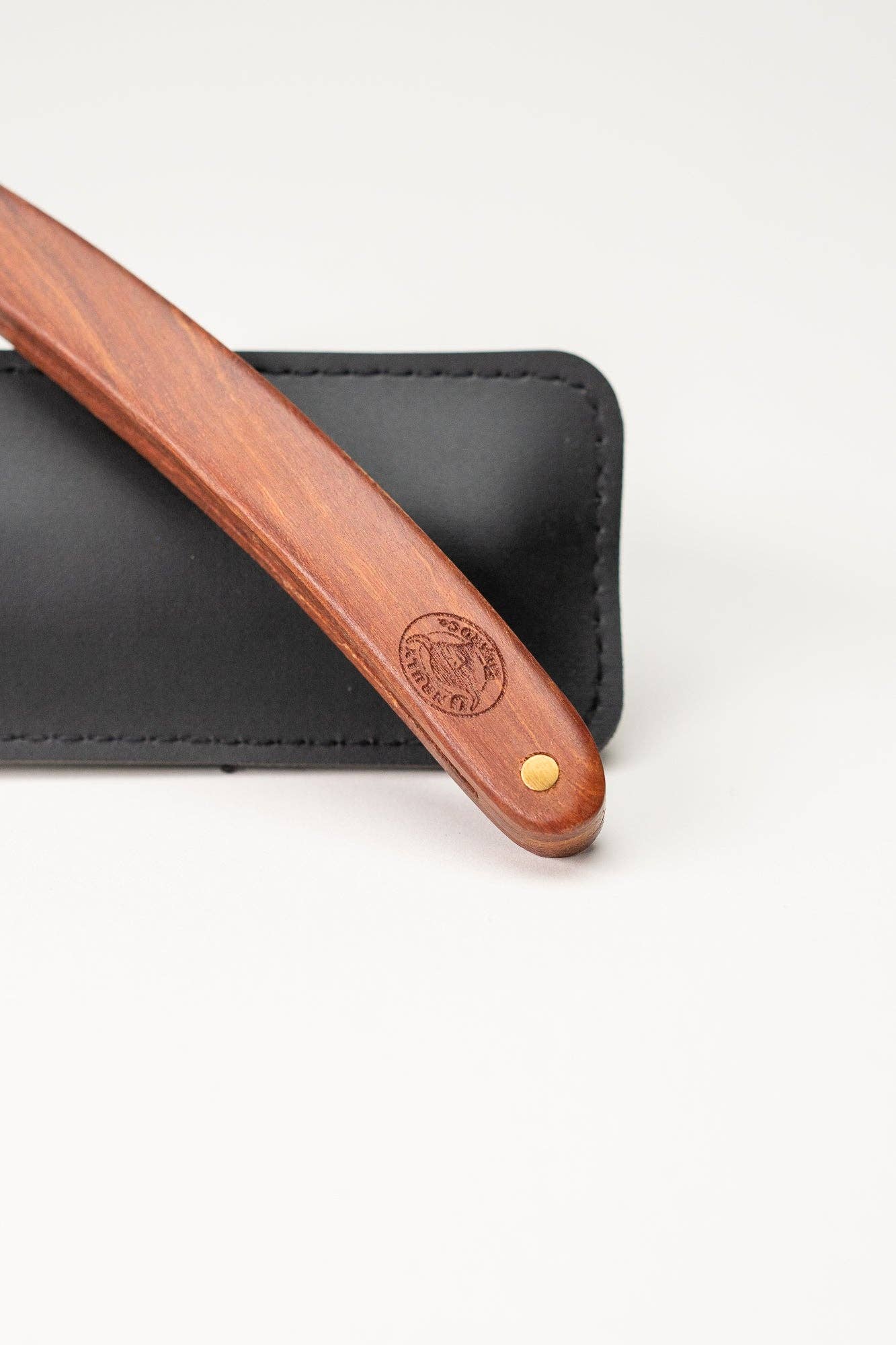 Unruly Beard Co - Straight Razor
