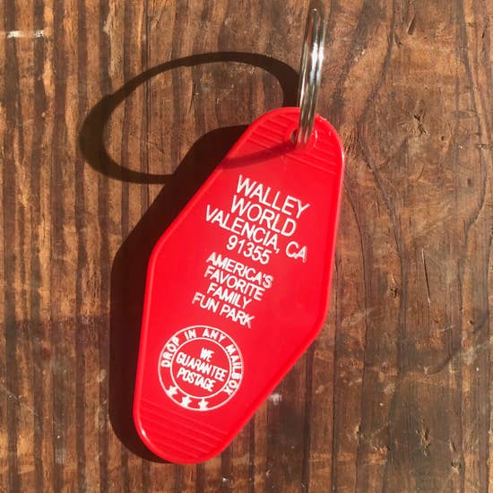 Retro Motel Key Chain "Wally World"
