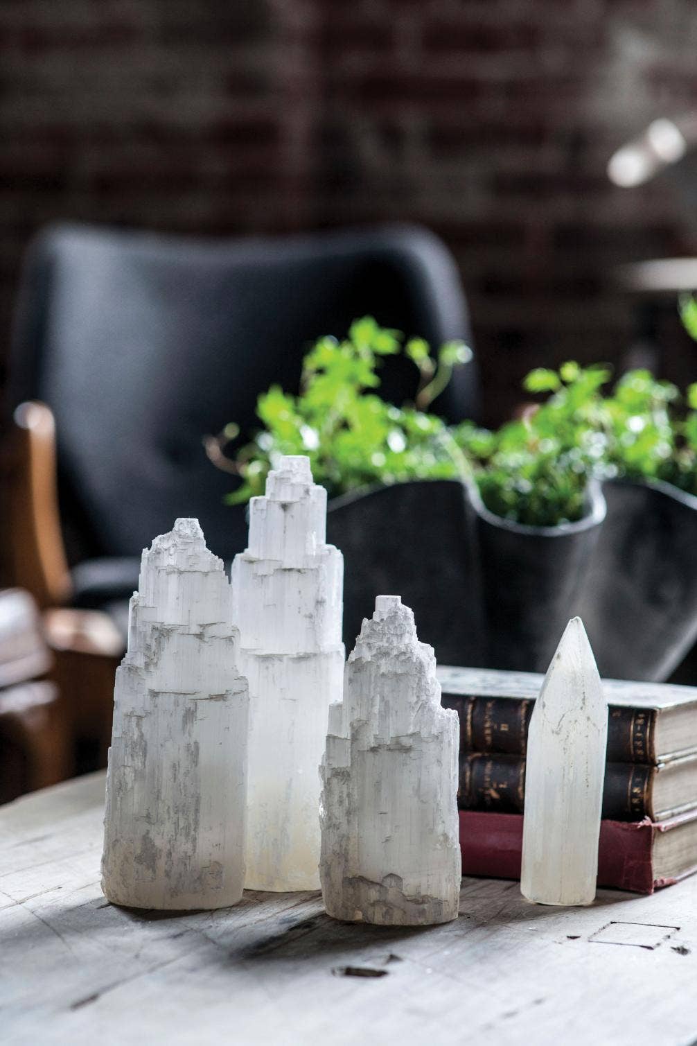 Selenite Tower ( 4"appx.)