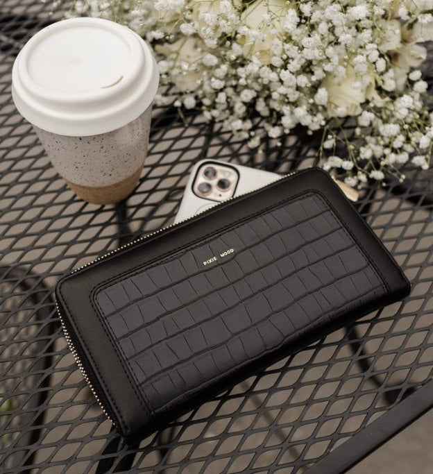 Emma Ziparound Wallet