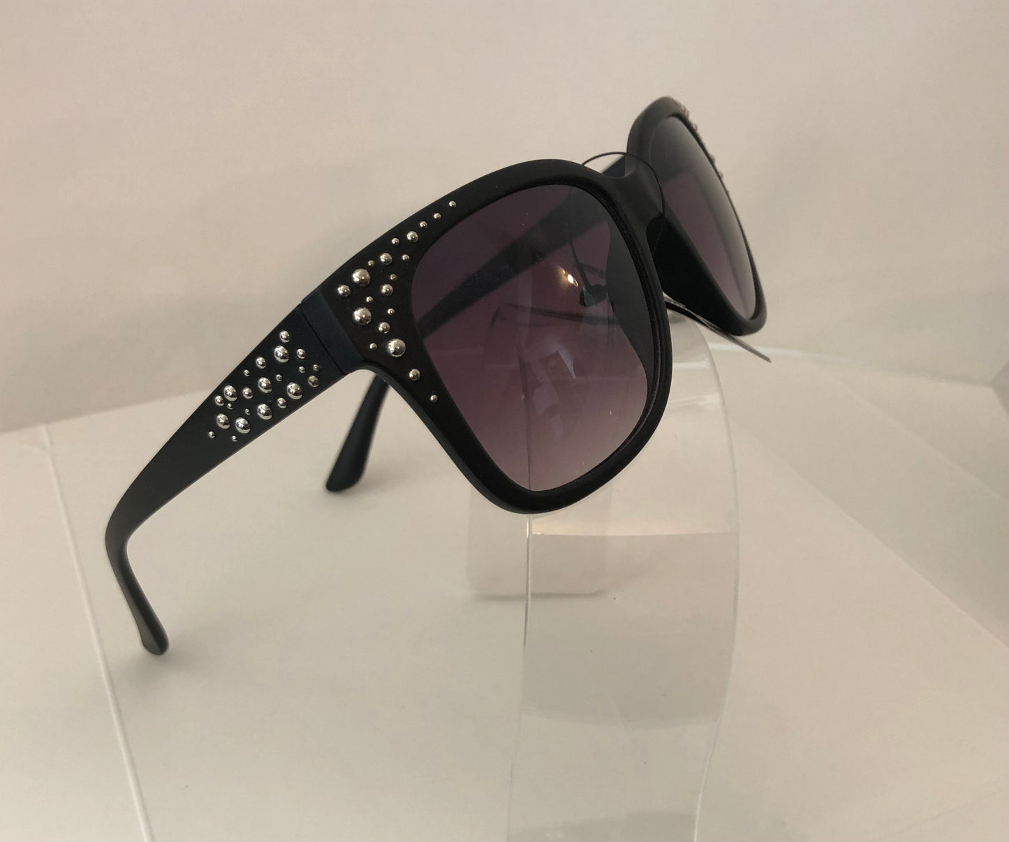 Sunglasses (Black & Silver)