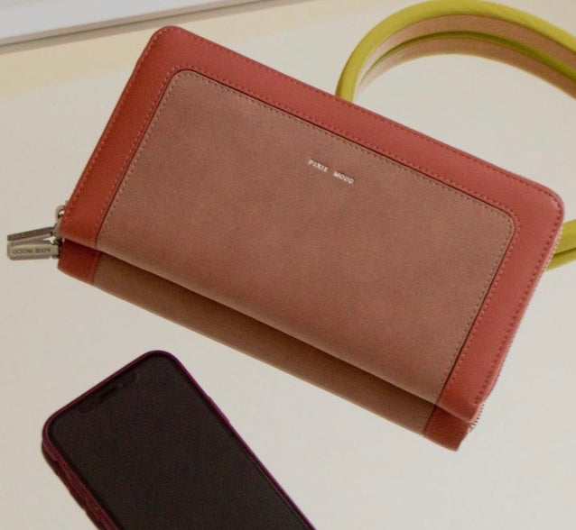 Emma Ziparound Wallet