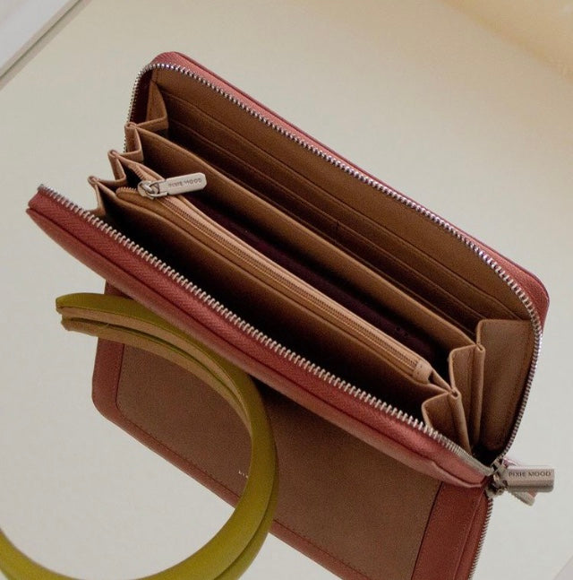 Emma Ziparound Wallet