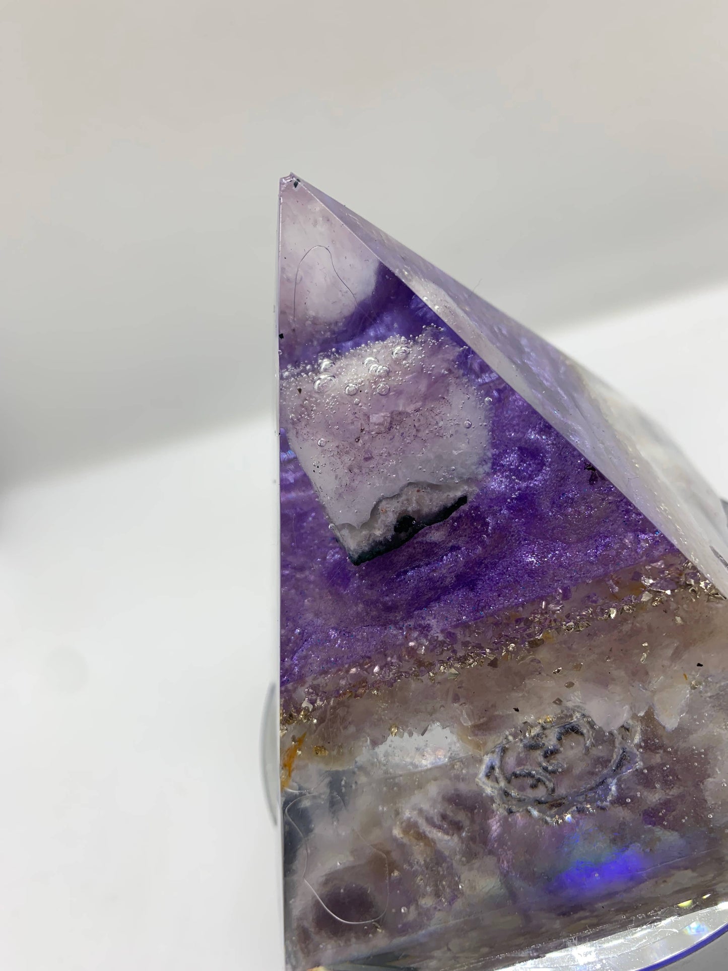 Orgonics by Driftwood Works Inc - CHAKRA-CROWN Orgone Pyramid