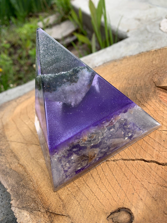 Orgonics by Driftwood Works Inc - CHAKRA-CROWN Orgone Pyramid