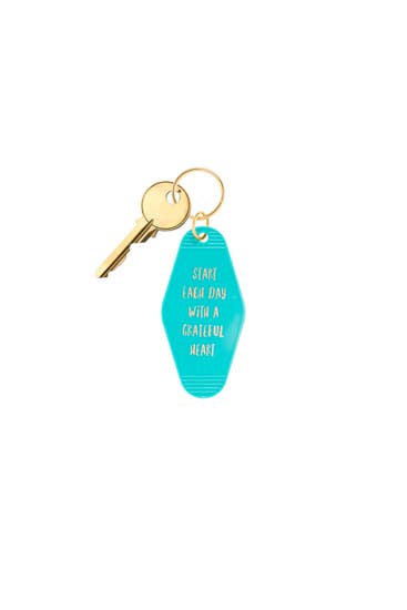 Retro Motel Key Chain "Start each day with a grateful heart"